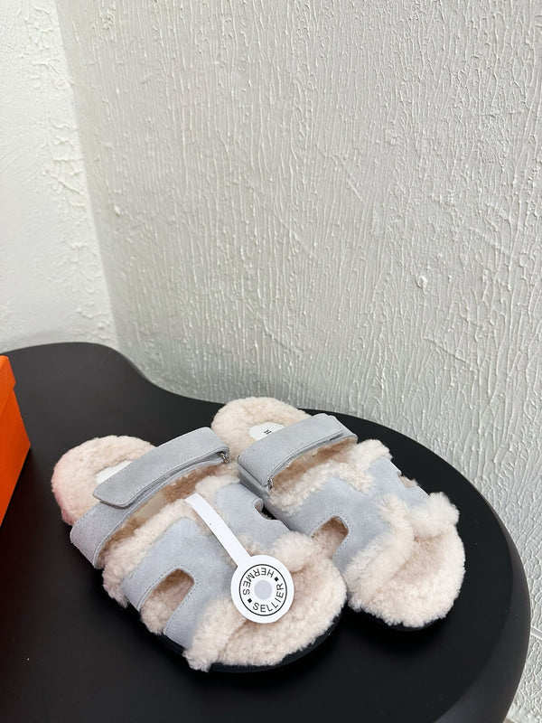 HM Chypre Sandal In Light Grey Blue Mix White Suede And Fleece Lining 961137