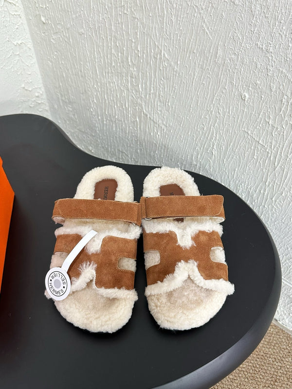 HM Chypre Sandal In Caramel Mix White Suede And Fleece Lining 961140