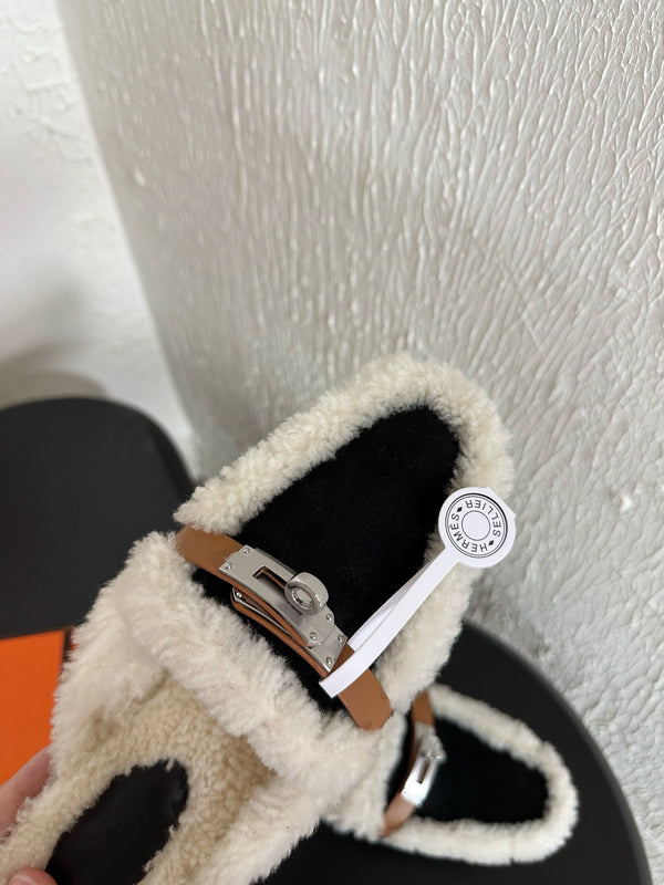 HM Oz Mule Black Mix White Suede Lined With Wool Fleece 961091