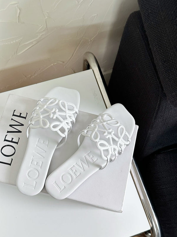 Petal Anagram Slide in White Soft Calfskin 273513