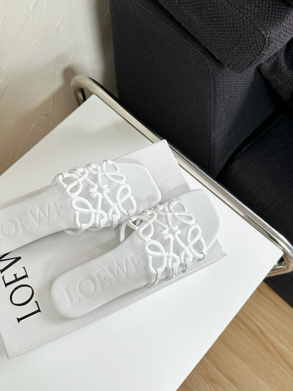 Petal Anagram Slide in White Soft Calfskin 273513
