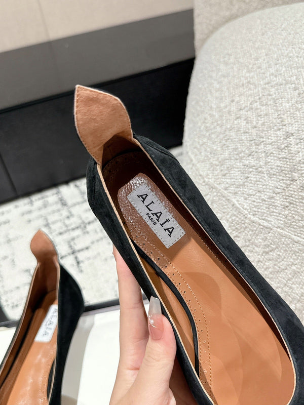 DÉCOLLETÉ ALAIA 1 CM IN CAMOSCIO NERO MISTO VITELLO NERO