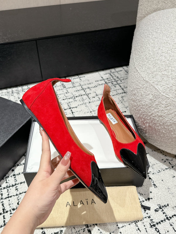 ALAIA PUMP 1 CM IN CHERRY RED SUEDE MIX BLACK CALFSKIN