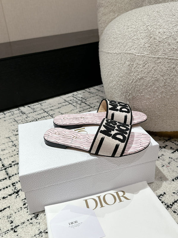 CD Dway Slide Pink Mix Black Embroidered Cotton