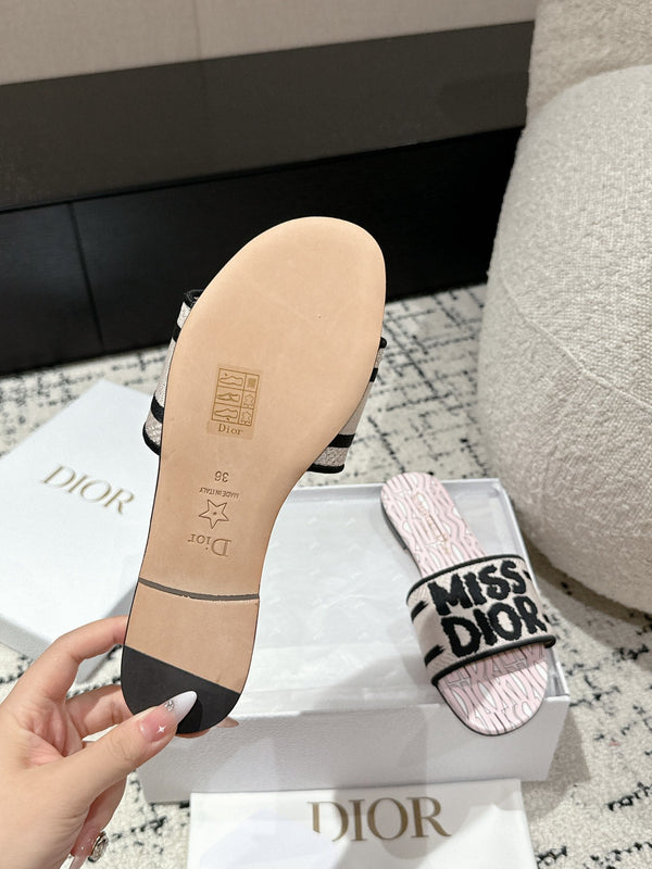 CD Dway Slide Pink Mix Black Embroidered Cotton