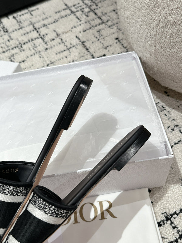 CD Dway Slide Black Mix White Embroidered Cotton