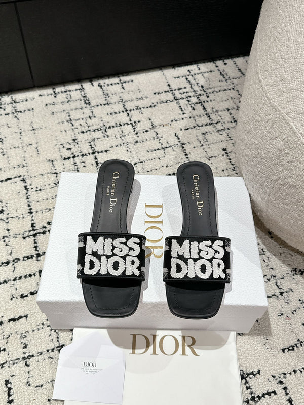 CD Dway Heeled Slide Black Mix White Embroidered Cotton