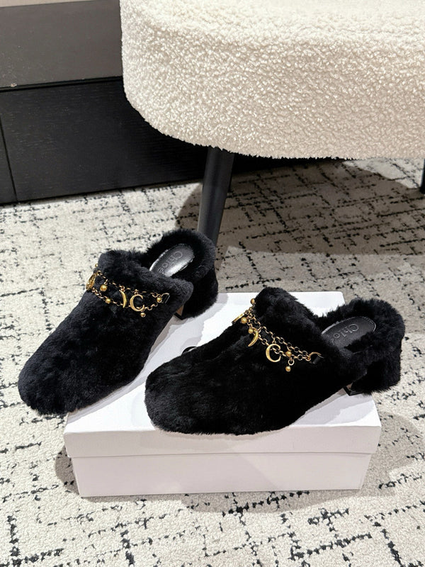 Chloe Covered Fur Slippers Black Wool 514327