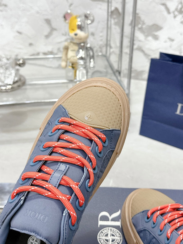 CD B33 Sneaker 40mm in tessuto ricamato in raso monogramma marrone mix blu king 103992