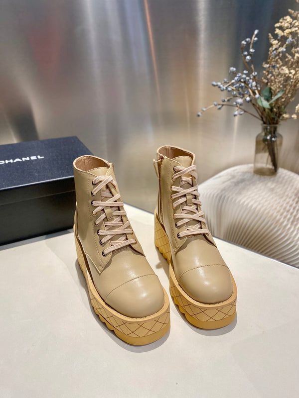 CC Ankle Boots 100m Beige Lambskin