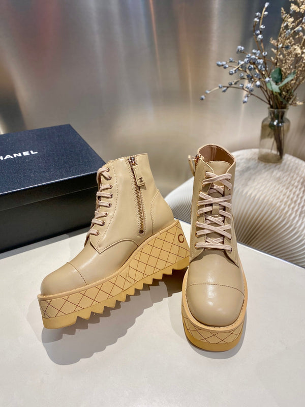 CC Ankle Boots 100m Beige Lambskin