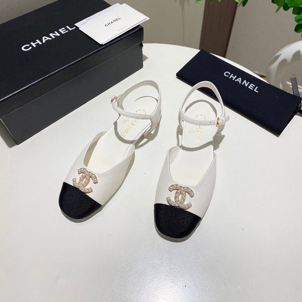 CC 25P Pearl Buckle Mary Jane Sandals Black White Sheepskin Frabic 466989