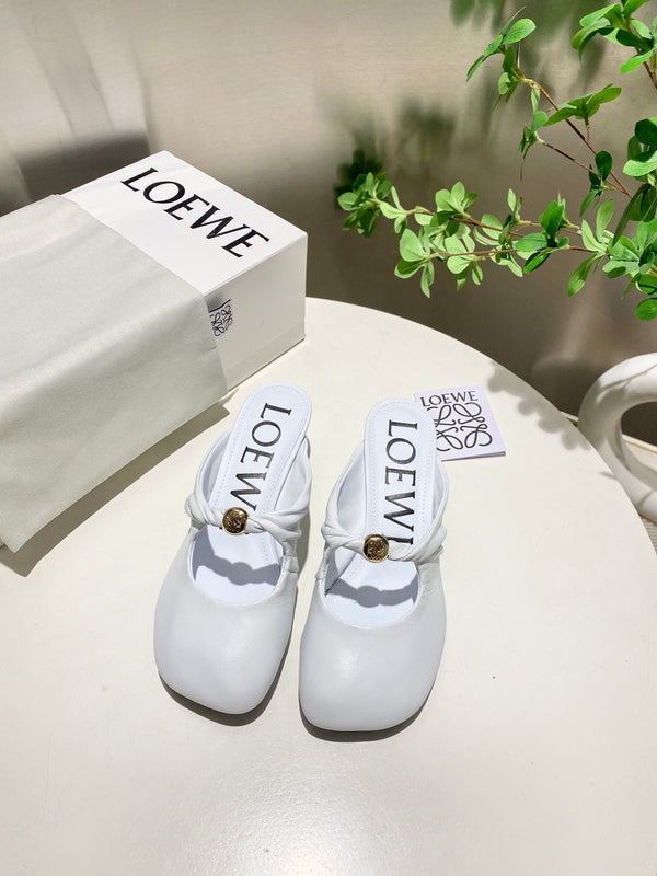 Loewe 25 Pebble Mule White Lambskin