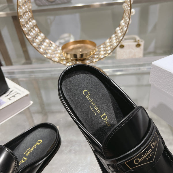 CD Boy Mule In Black Glossy Calfskin 996453