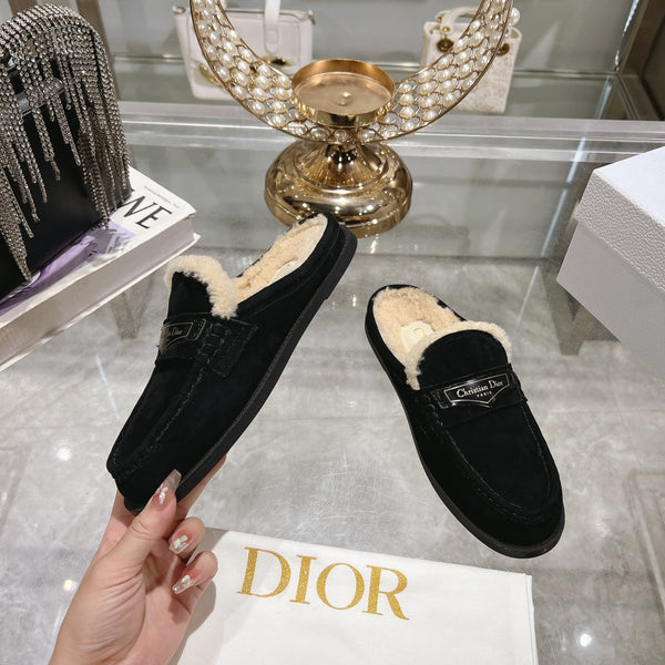 CD Boy Mule in pelle scamosciata nera con fodera in pile 996448