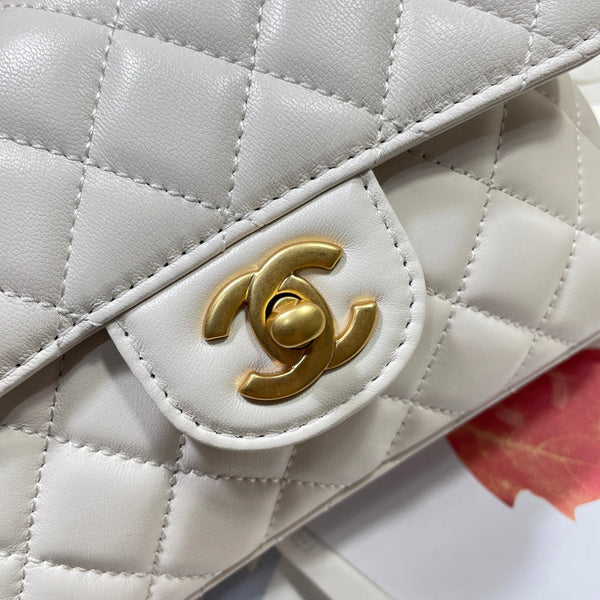 CC 25P Mini Flap Bag 20cm Top Handle Cream Calfskin Gold Hardware