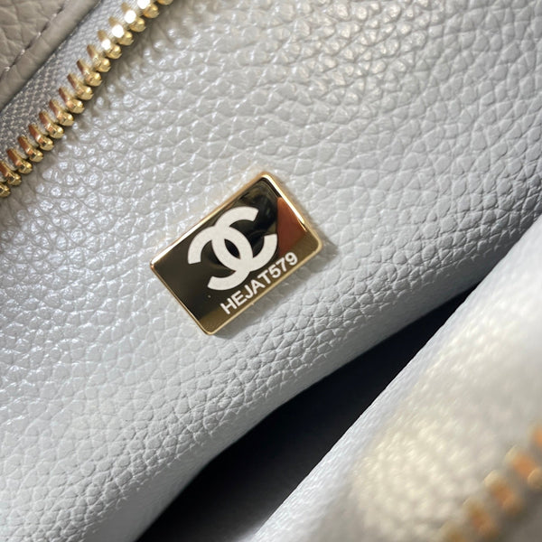 CC 26s Large Tote Bag Light Brown Grained Calfskin