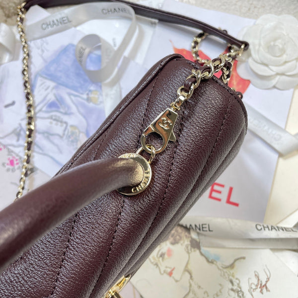CC Maxi Flap Bag with Top Handle 31cm Coffee Goatskin