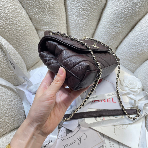 CC Maxi Flap Bag with Top Handle 31cm Coffee Goatskin