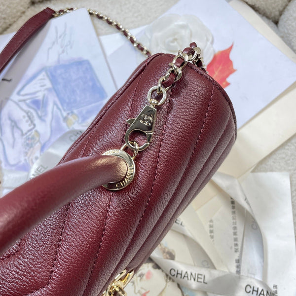 CC Maxi Flap Bag with Top Handle 31cm Burgundy Goatskin