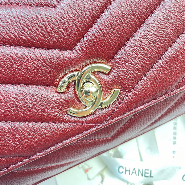 CC Maxi Flap Bag with Top Handle 31cm Burgundy Goatskin