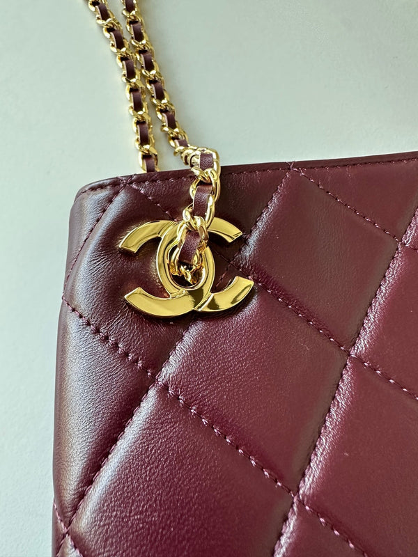 CC Mini Shopping Wine 24cm Red Quited Lambskin 292270