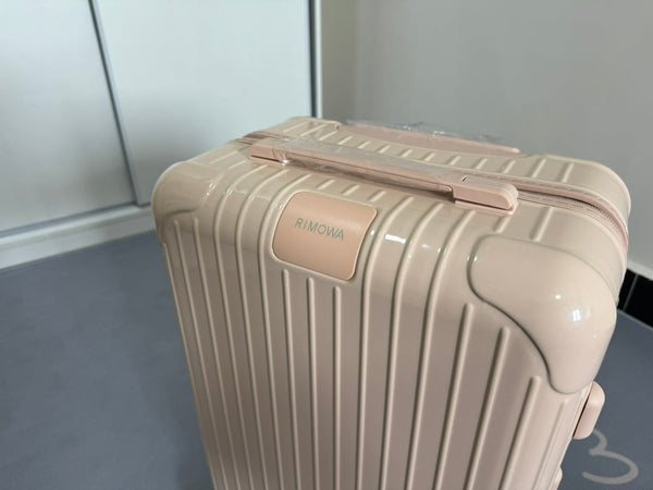 Rimowa 2025 Essential Valise Petal Pink Polycarbonate 274068