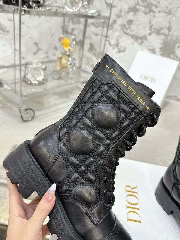 CD D-Unit Ankle Boot In Black Cowhide 100583