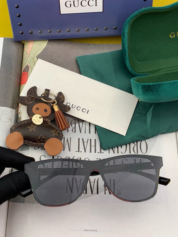 OCCHIALI DA SOLE CON MONTATURA QUADRATA G3000 IN ACETATO