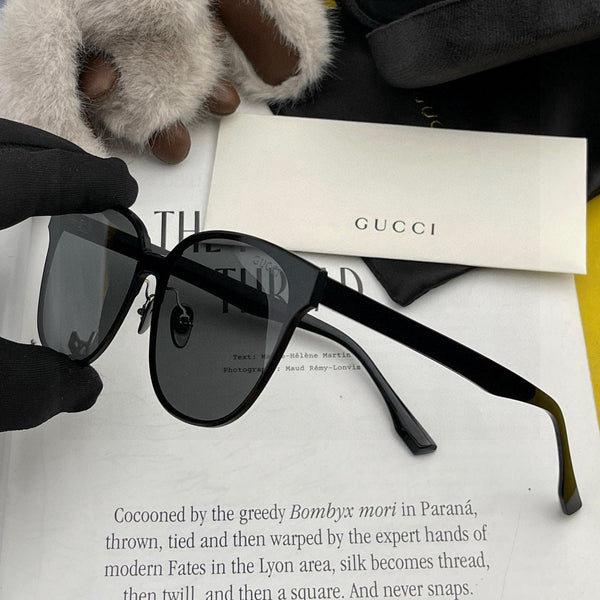 OCCHIALI DA SOLE CON MONTATURA A FARFALLA G580 IN ACETATO