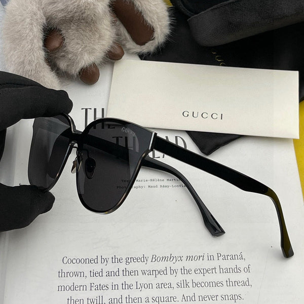 OCCHIALI DA SOLE CON MONTATURA A FARFALLA G580 IN ACETATO