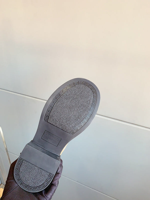 CC Zipper Ankle Boots 35mm Beige Sheeepskin 464549