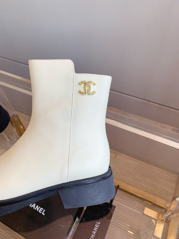 CC Zipper Ankle Boots 35mm White Sheeepskin 464550