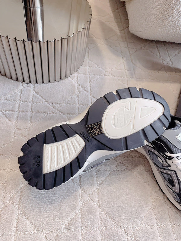 Sneaker CD B30 in tessuto a rete di poliestere e pelle di vitello, colore grigio cemento, mix di nero e avorio bianco