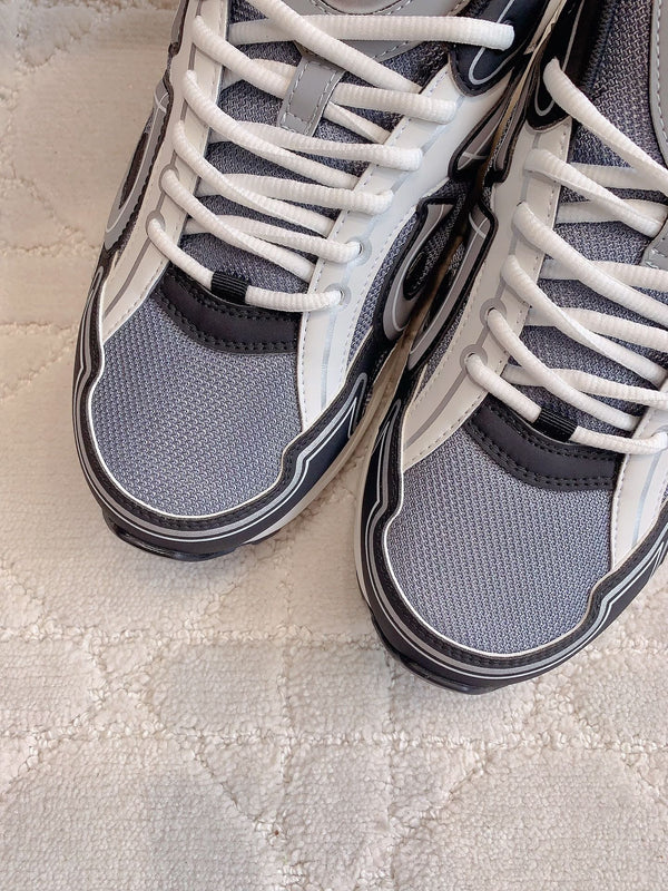 Sneaker CD B30 in tessuto a rete di poliestere e pelle di vitello, colore grigio cemento, mix di nero e avorio bianco