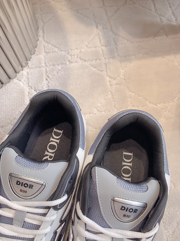 Sneaker CD B30 in tessuto a rete di poliestere e pelle di vitello, colore grigio cemento, mix di nero e avorio bianco