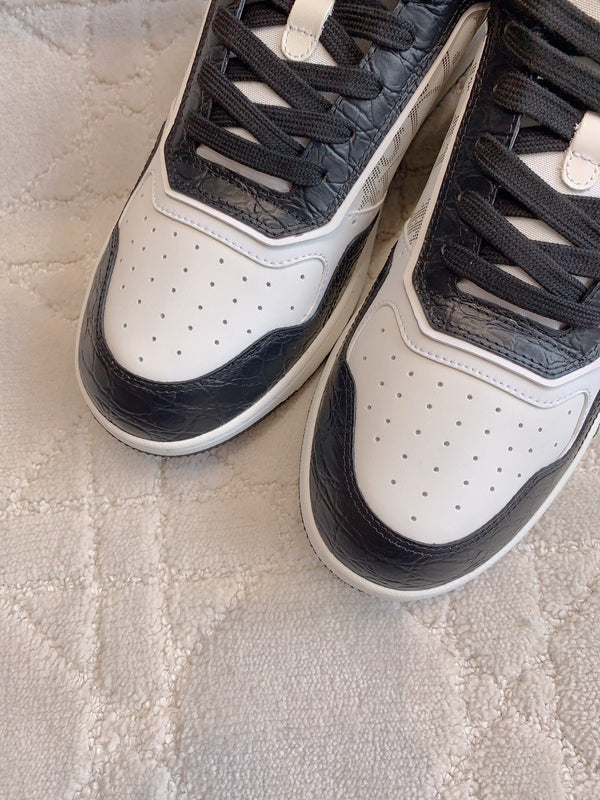 CD B27 Low-Top Sneaker White Black Print Wrinkled Calfskin