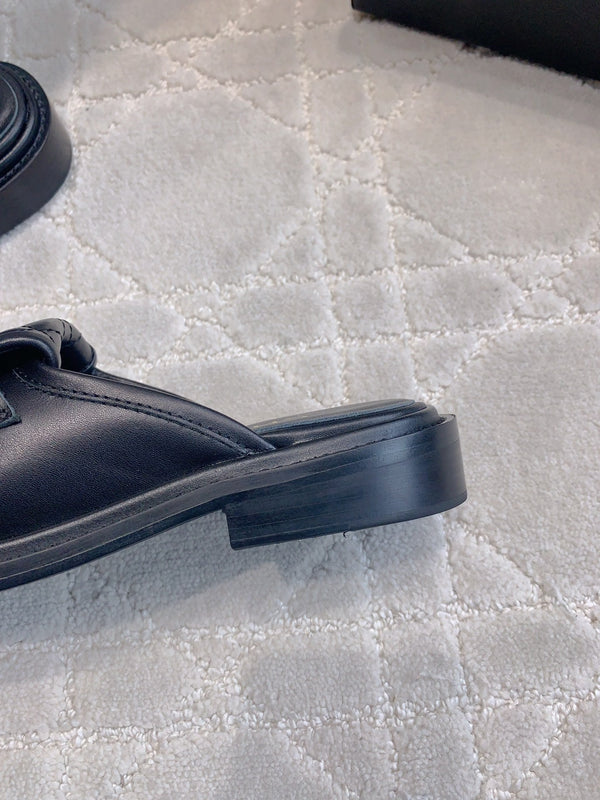 CC Mule In Black Cowhide 145661