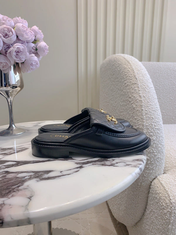 CC Mule In Black Cowhide 145661