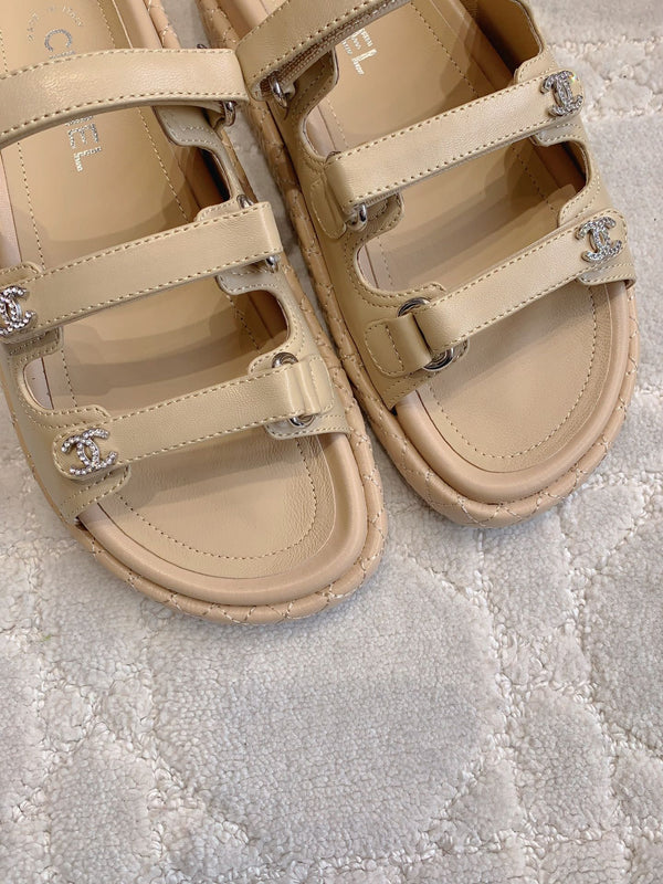 CC Slippers Beige Lambskin 145355