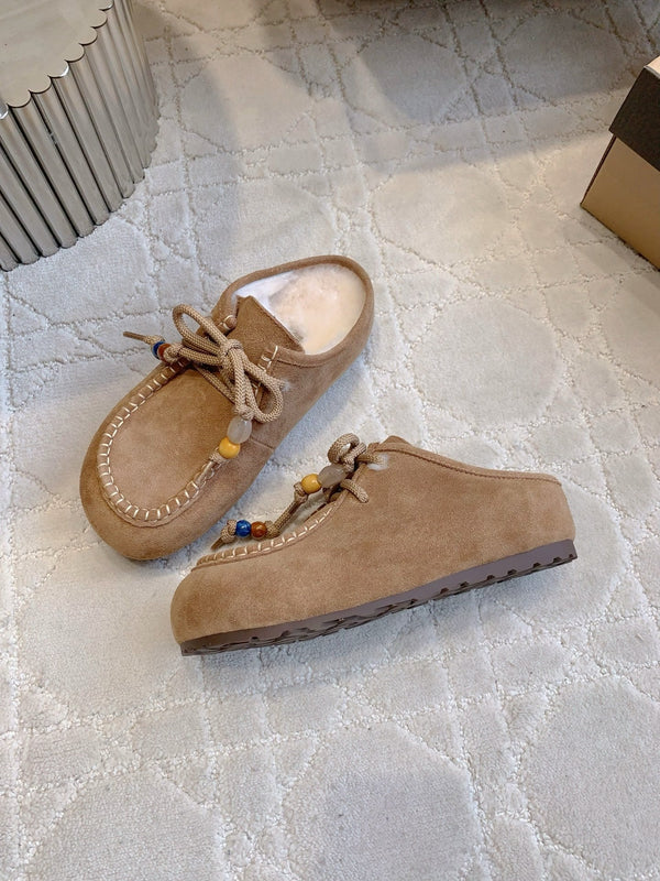 UGG Yupoo Loafers Caramel Wool Suede 516908