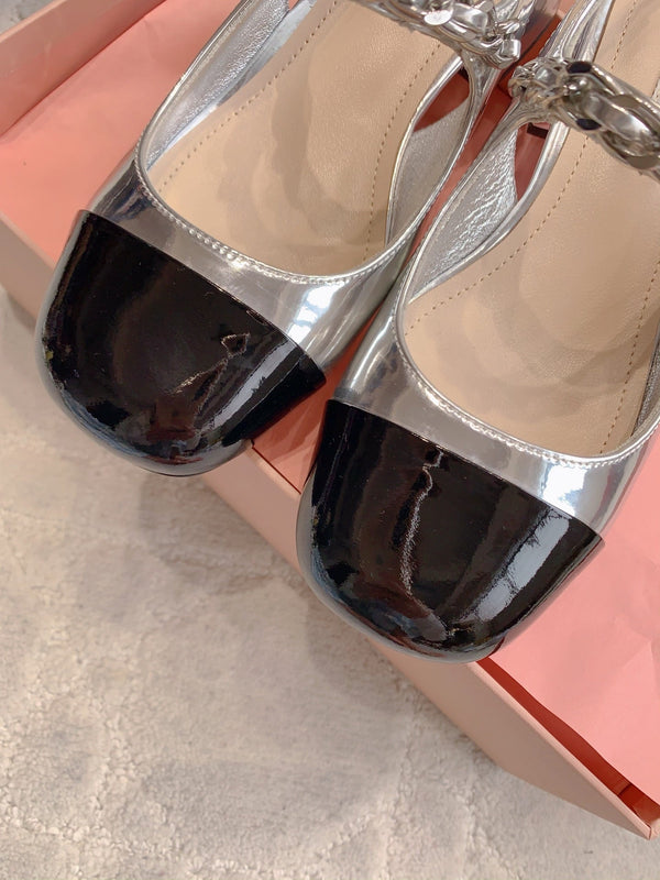 Miu Bicolor Cap-Toe Slingback 4cm Black Sliver Patent Leather 724259