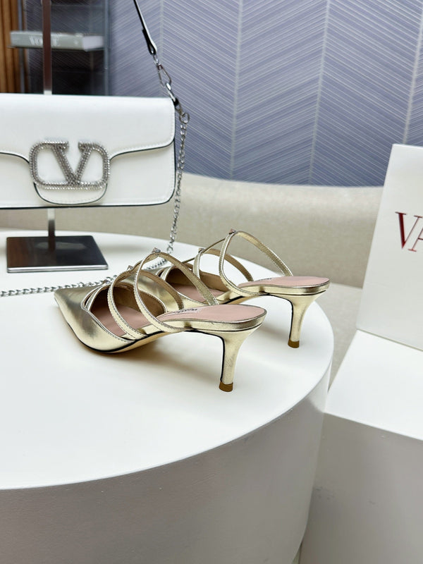 MULE ROCKSTUD WISPY IN PELLE DI VITELLO ORO 60MM