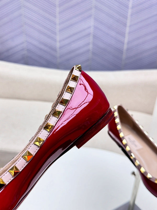 ROCKSTUD FLAT PUMP IN BERRY RED CALFSKIN