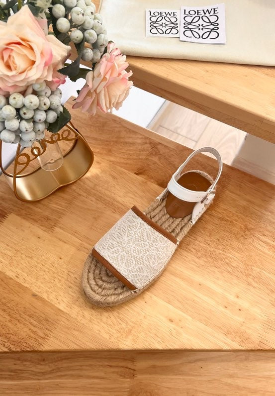 Sandali espadrillas in pelle e tela beige e bianco anagramma Loew