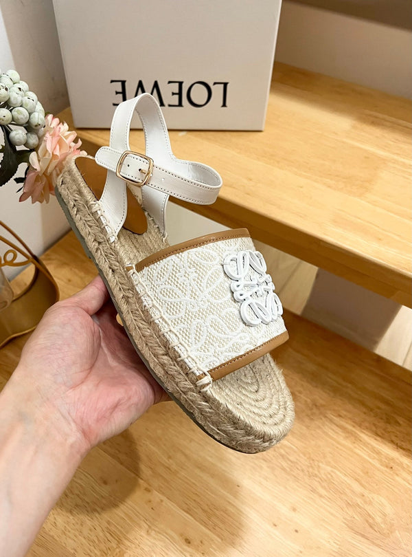 Sandali espadrillas in tela e pelle marrone con logo bianco anagramma Loew