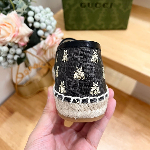 Scarpe basse GG Supreme nere Caro