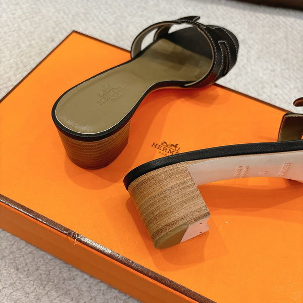 HM Oasis Sandals Black Mix Khaki Brown Chisel Pattern Cowhide 544092