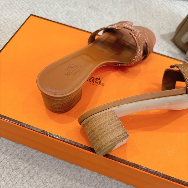 HM Oasis Sandals Brown Embroidery Pattern Cowhide 294845