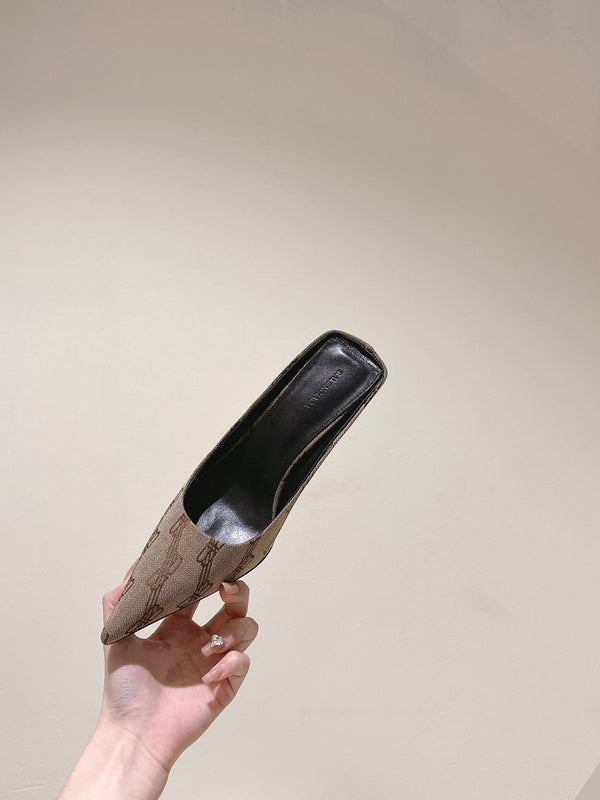 POINTED HIGH MULES IN BEIGE MONOGRAM JACQUARD FABRIC